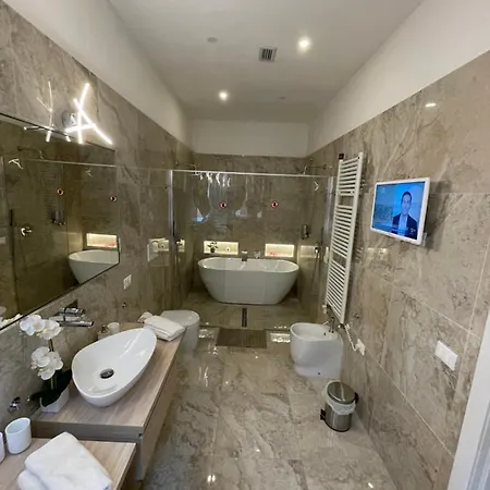 Luxury 3 Al Duomo Di * Parma