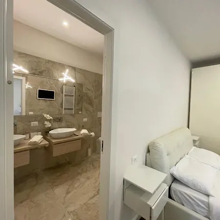 Luxury 3 Al Duomo Di * Parme