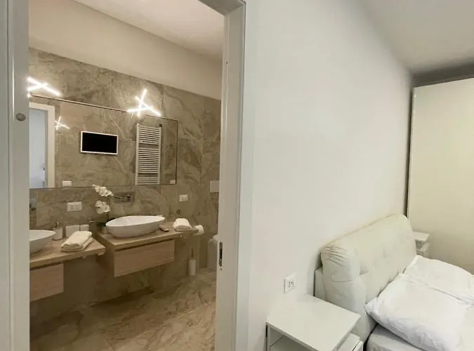 Luxury 3 Al Duomo Di * Parma